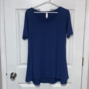 Lularoe top